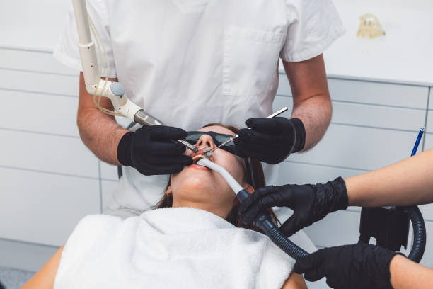 Best Emergency Gum Treatment in Hampton, IL
